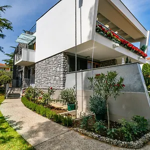 Nada Apartment