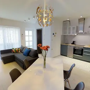 Santa Lucia Apartment Trogir